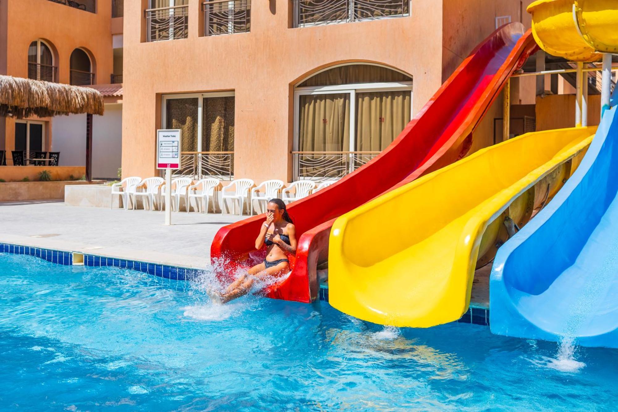La Rosa Boho Aqua Park Hotel フルガダ エクステリア 写真